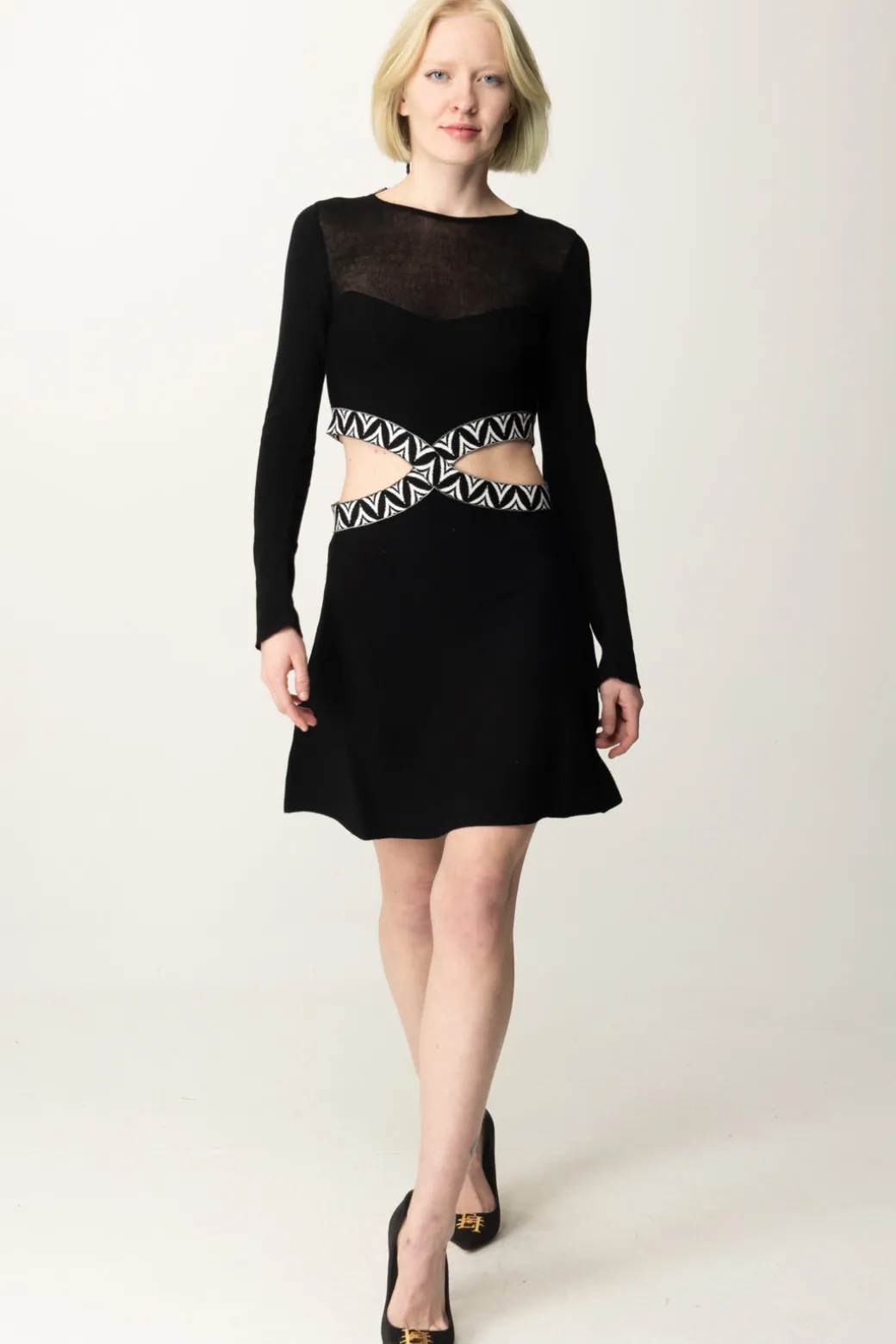 Donna Akep Abito Flare con Dettagli Cut-out Geometrici