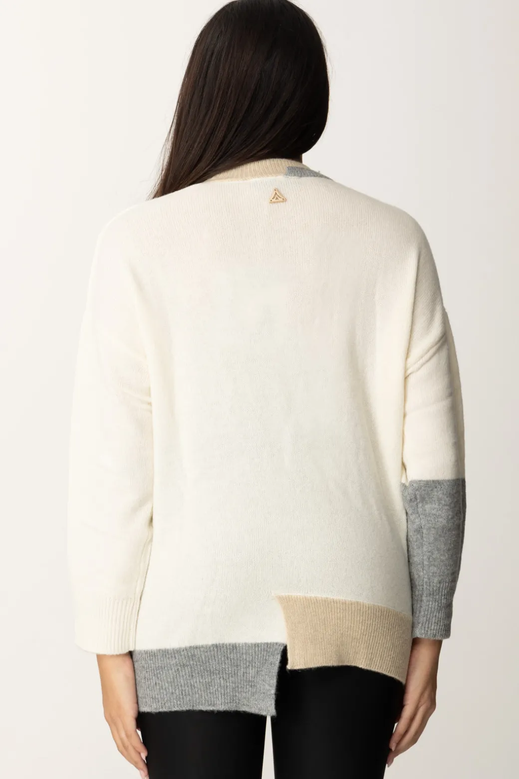 Donna Akep Pullover Asimmetrico con Dettagli Colorblock