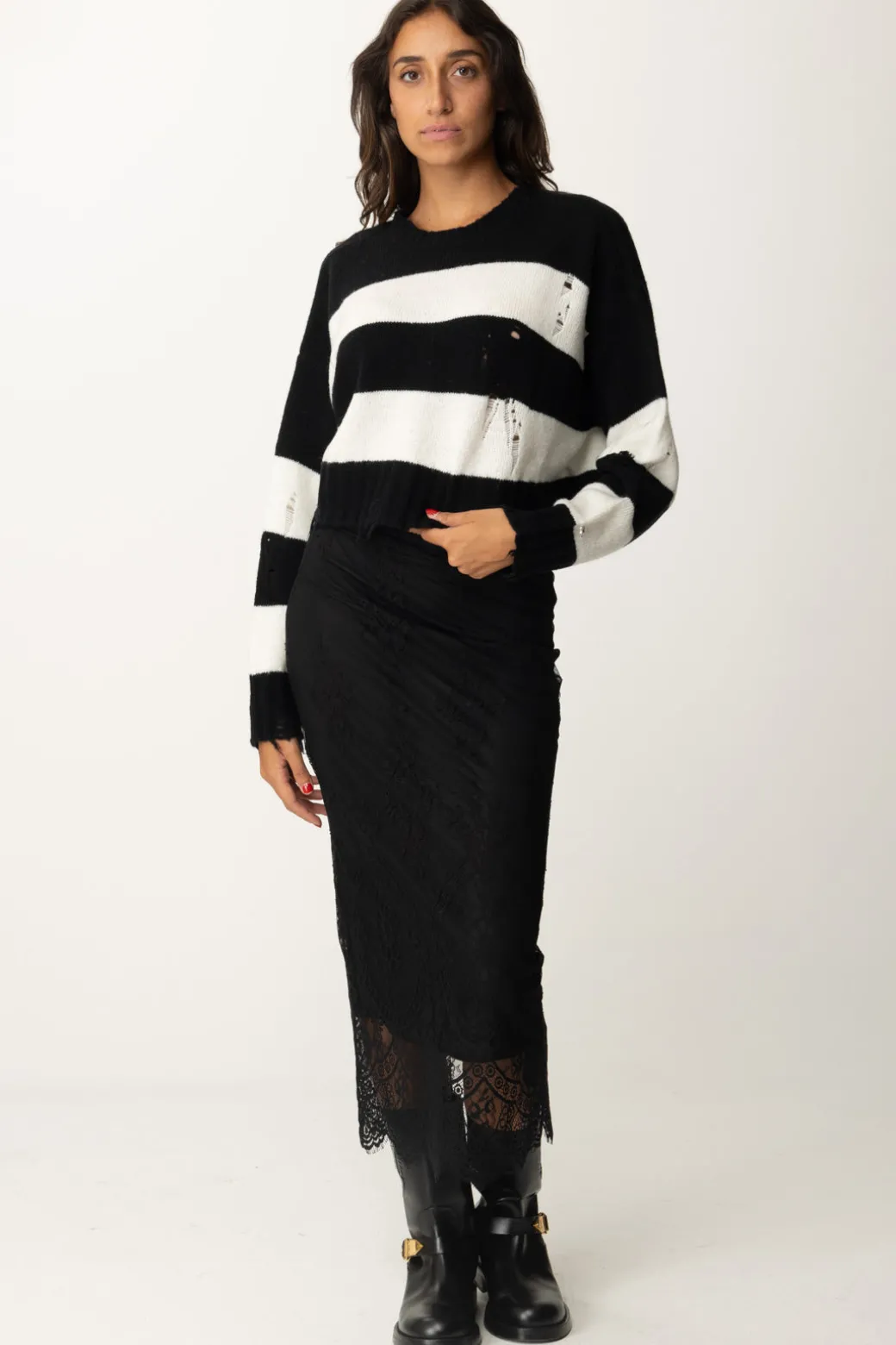 Donna Aniye By Pullover Crop Courtney