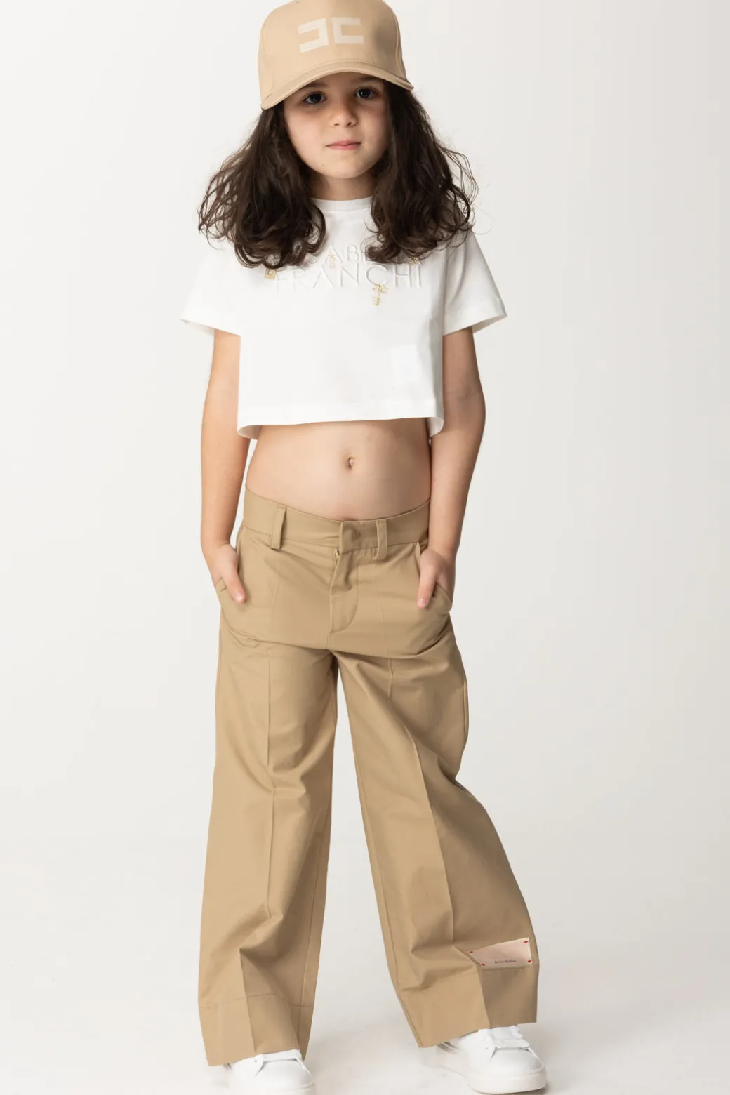 Elisabetta Franchi Bambina T-shirt con Ricamo Lettering e Charm