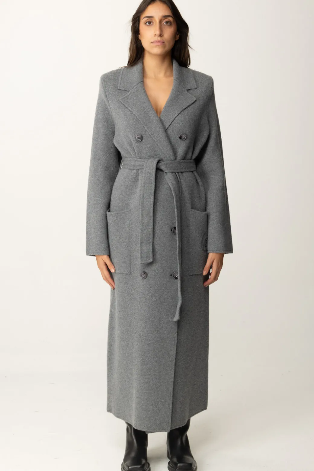 Donna Elisabetta Franchi Cappotto Vestaglia con Stemma