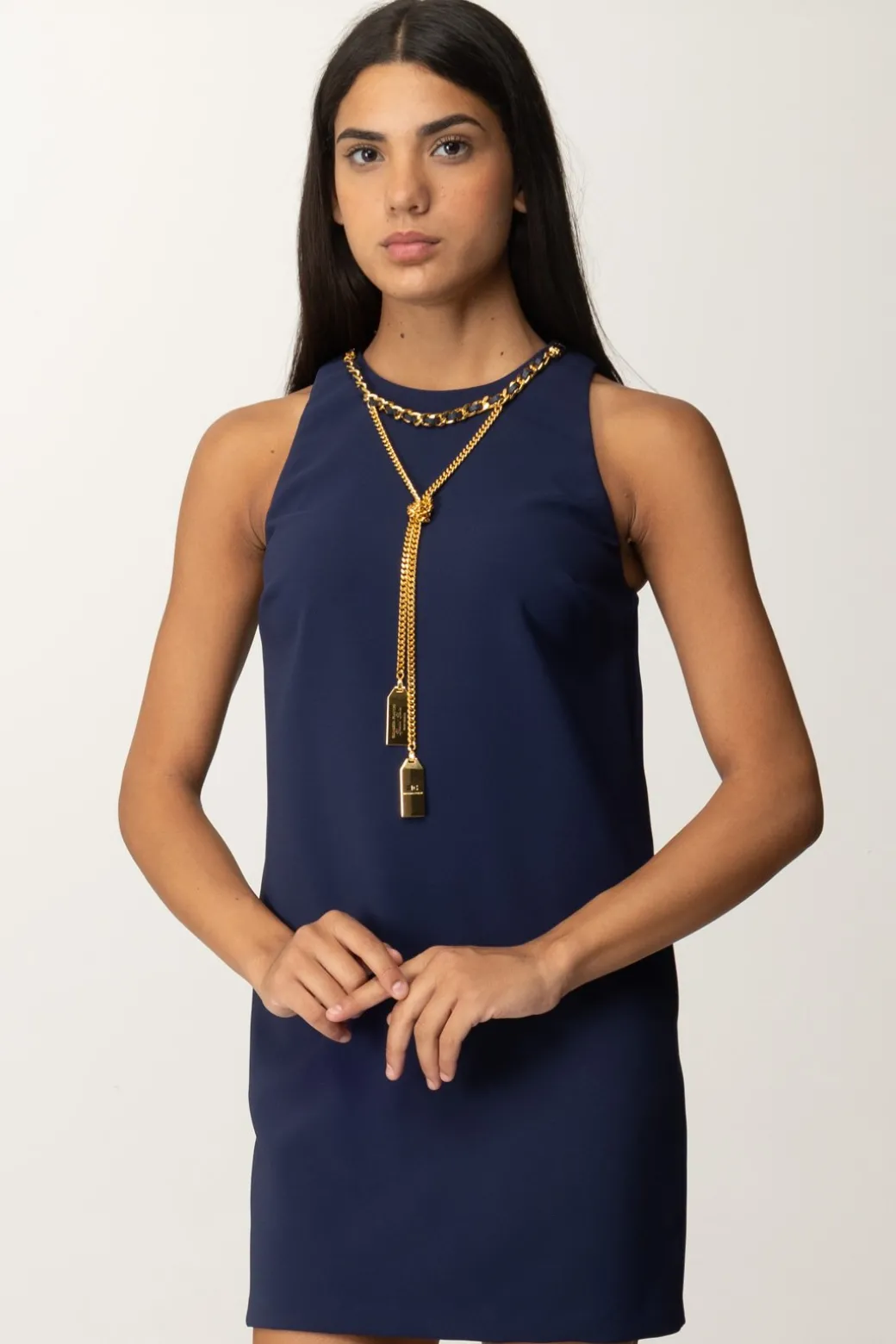 Donna Elisabetta Franchi Mini Abito a Sacchetto con Collana