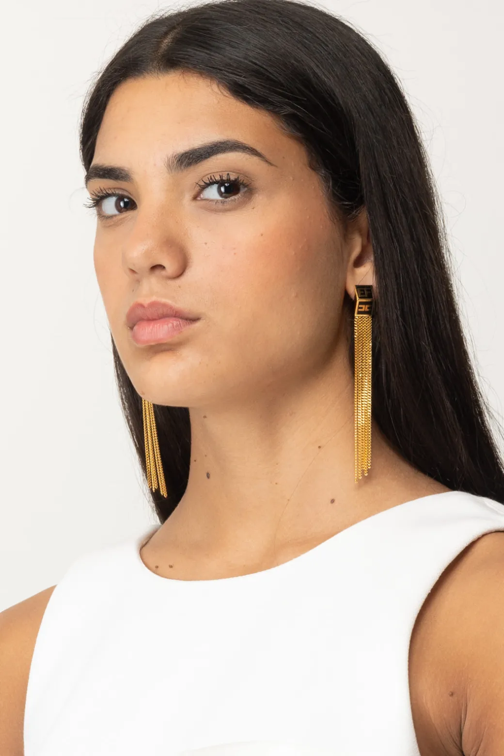 Donna Elisabetta Franchi Orecchini con Placca Logo e Frange