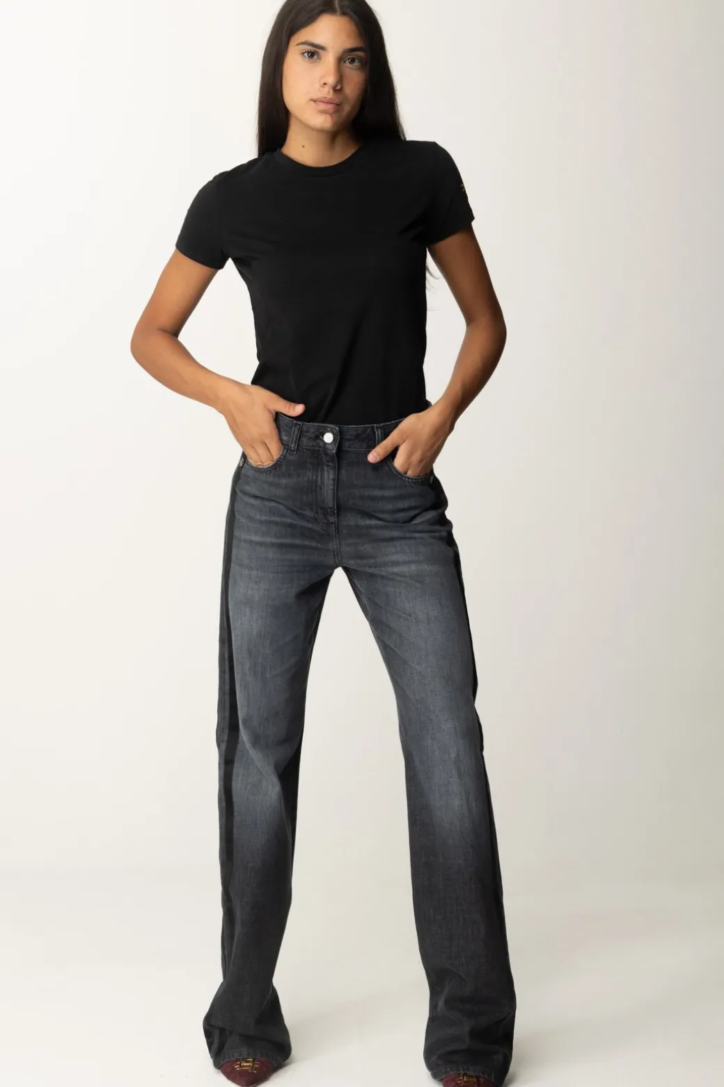 Donna Elisabetta Franchi T-shirt con Ricamo Logo Sulla Manica