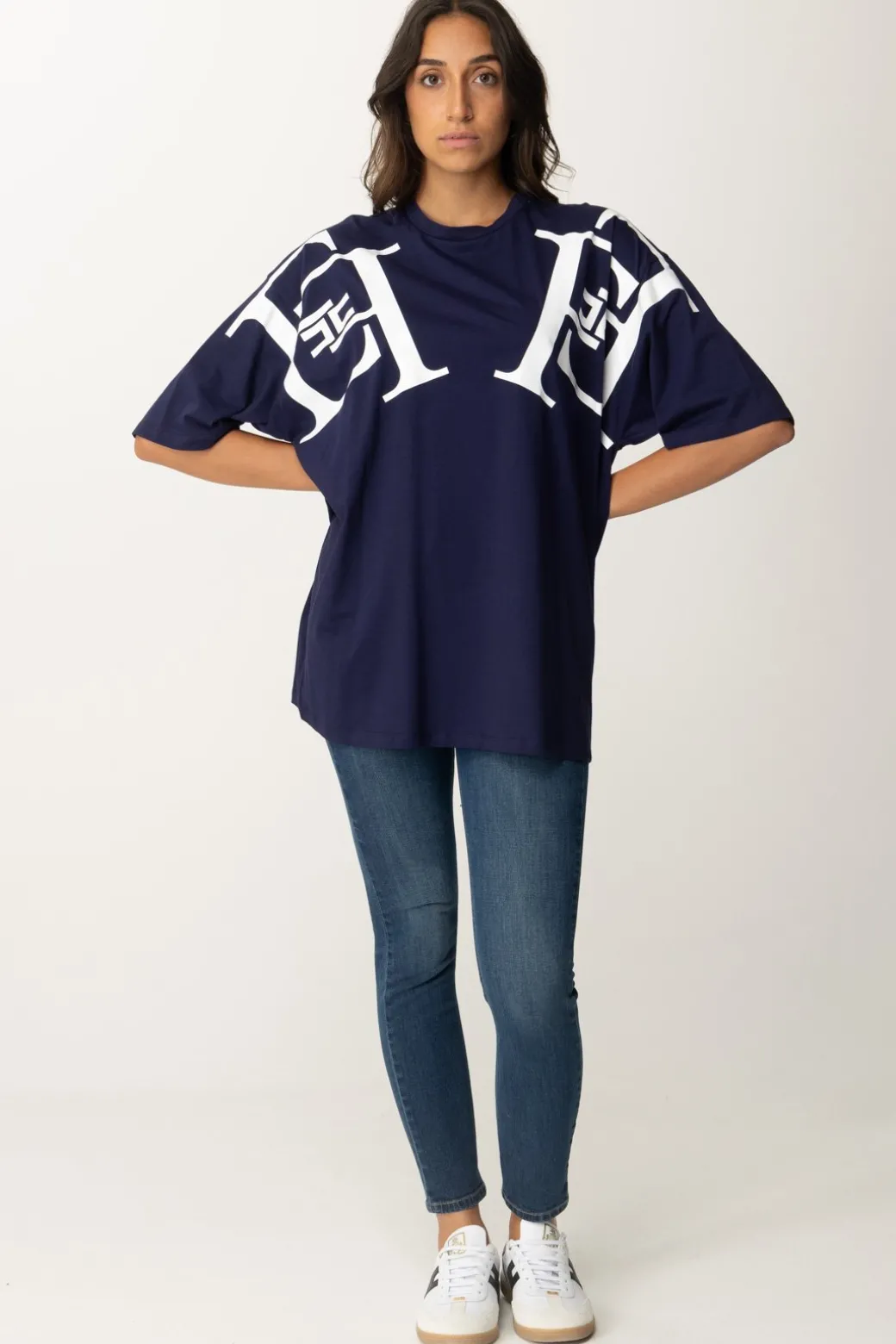 Donna Elisabetta Franchi T-shirt Over con Maxi Logo