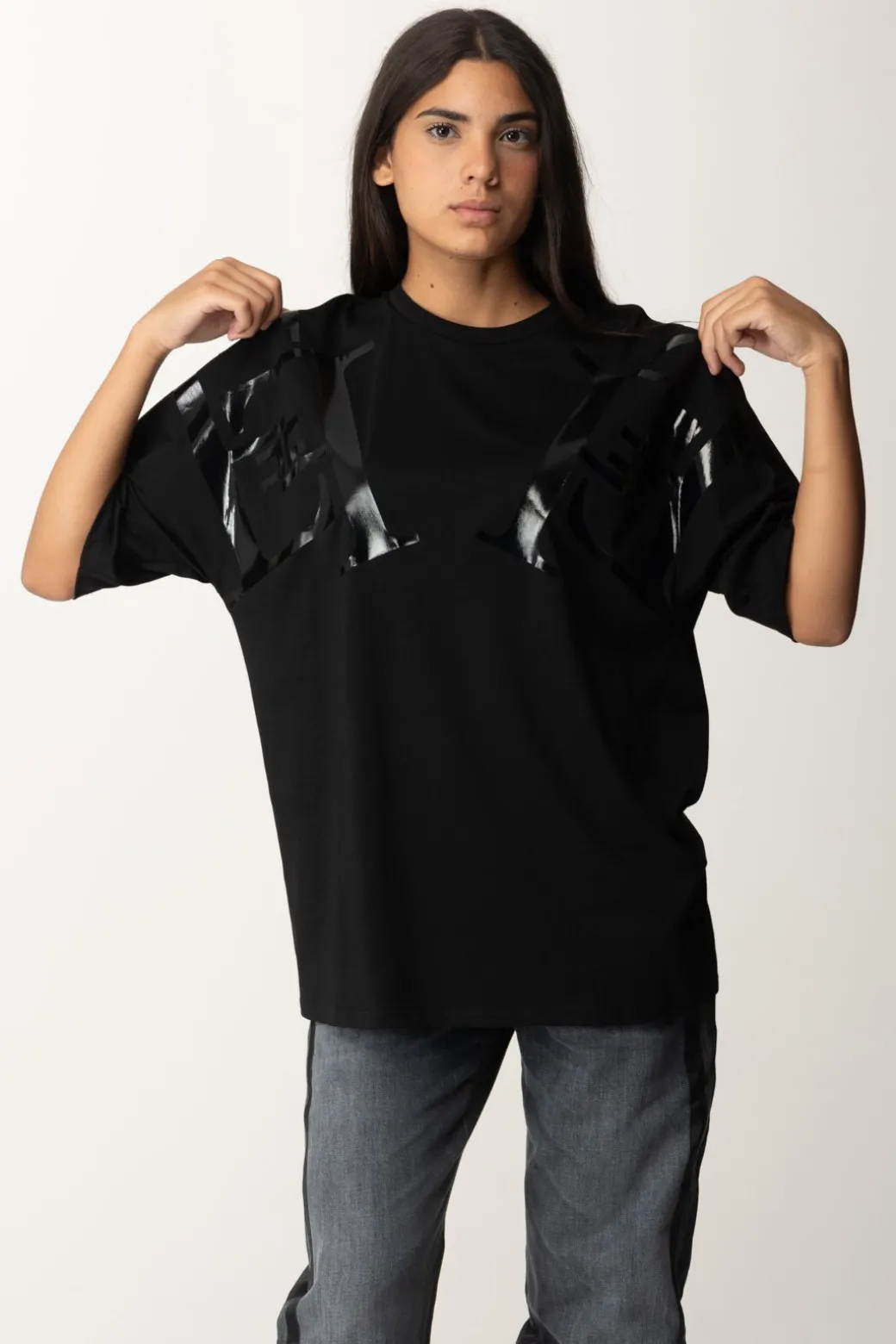 Donna Elisabetta Franchi T-shirt Over con Maxi Logo