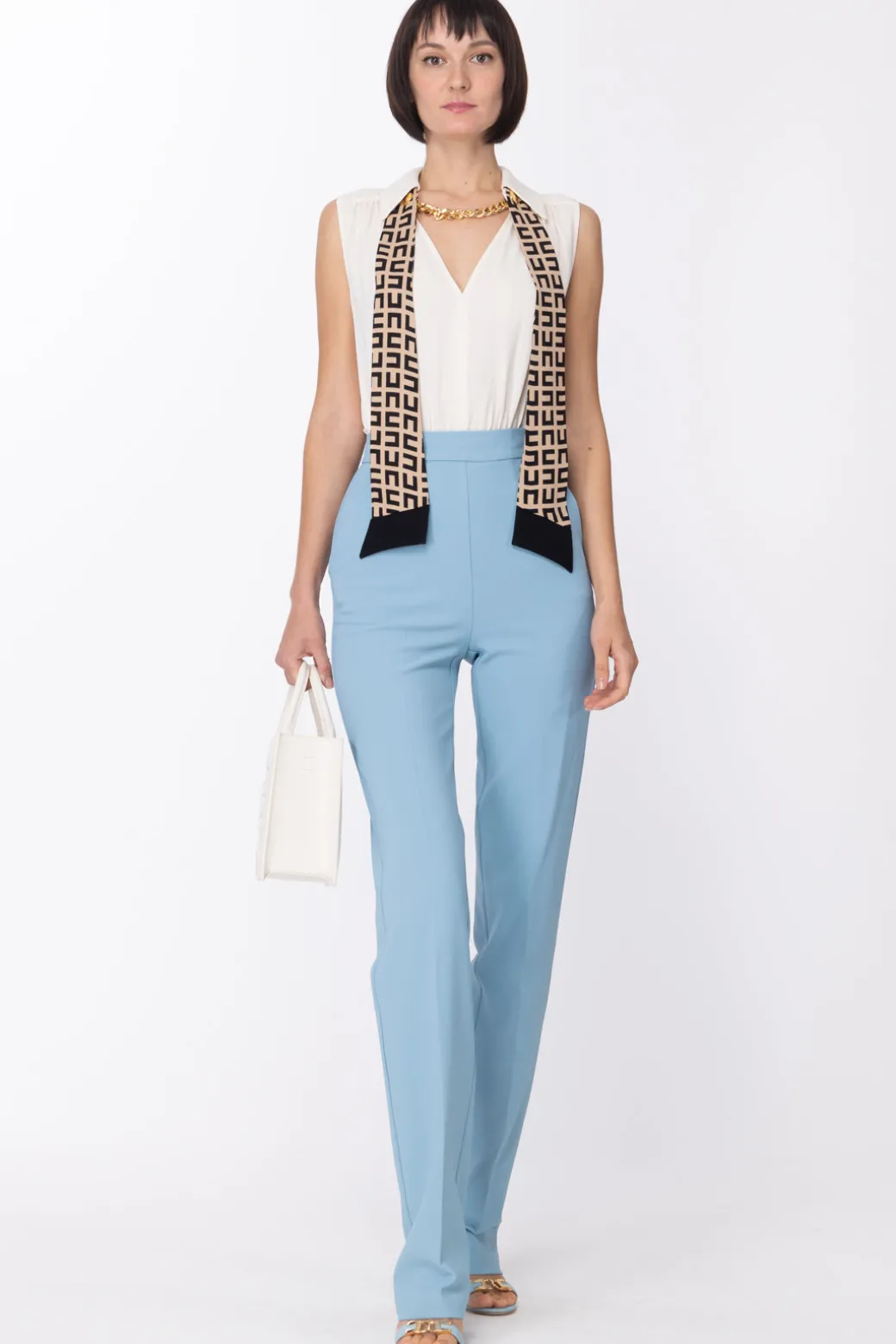 Donna Elisabetta Franchi Tuta Lunga con Foulard e Catena