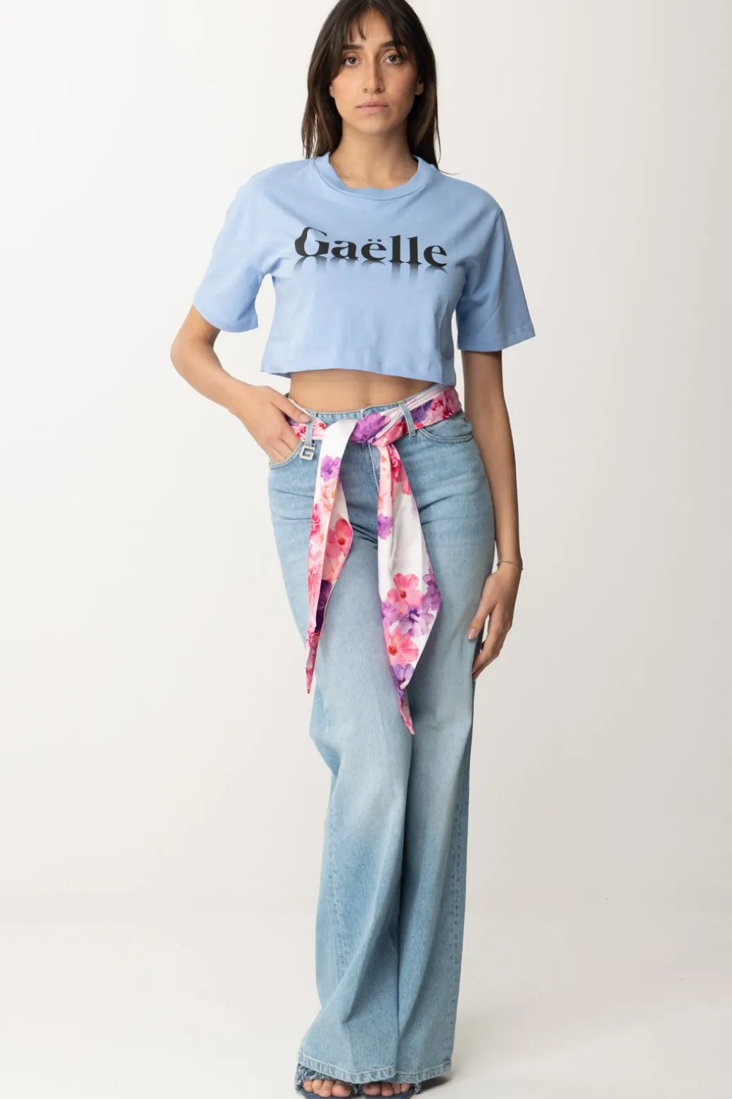 Donna Gaëlle Paris Jeans a Palazzo con Fusciacca Floreale
