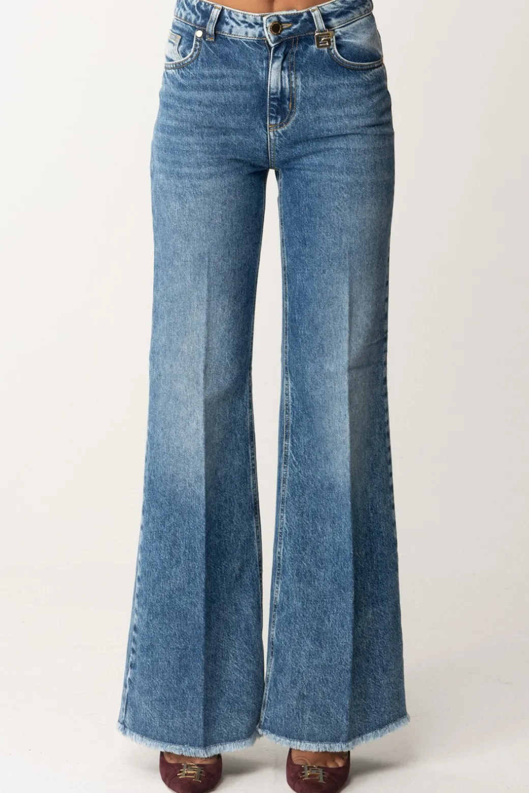 Donna Gaëlle Paris Jeans a Zampa con Effetto Vintage