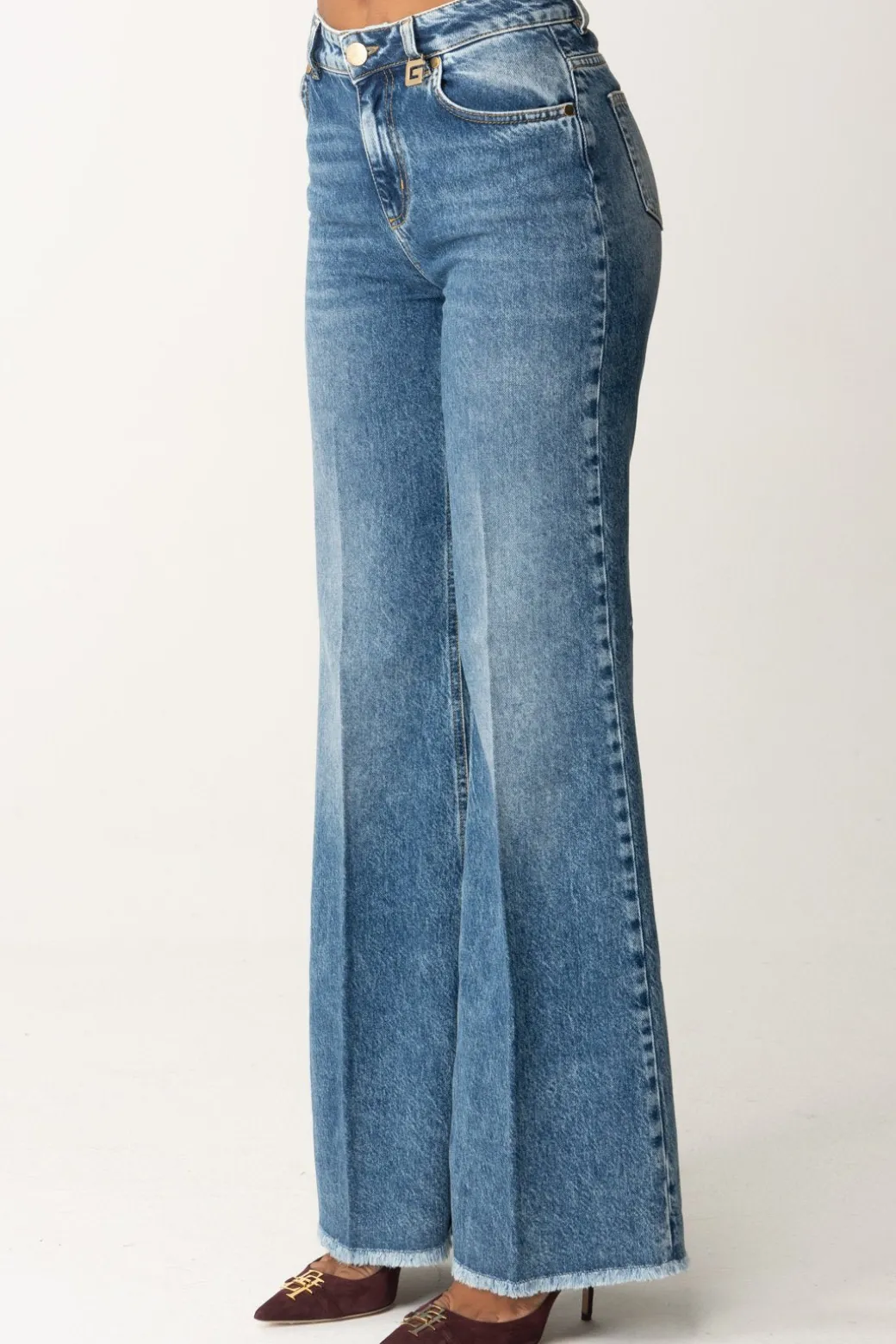 Donna Gaëlle Paris Jeans a Zampa con Effetto Vintage