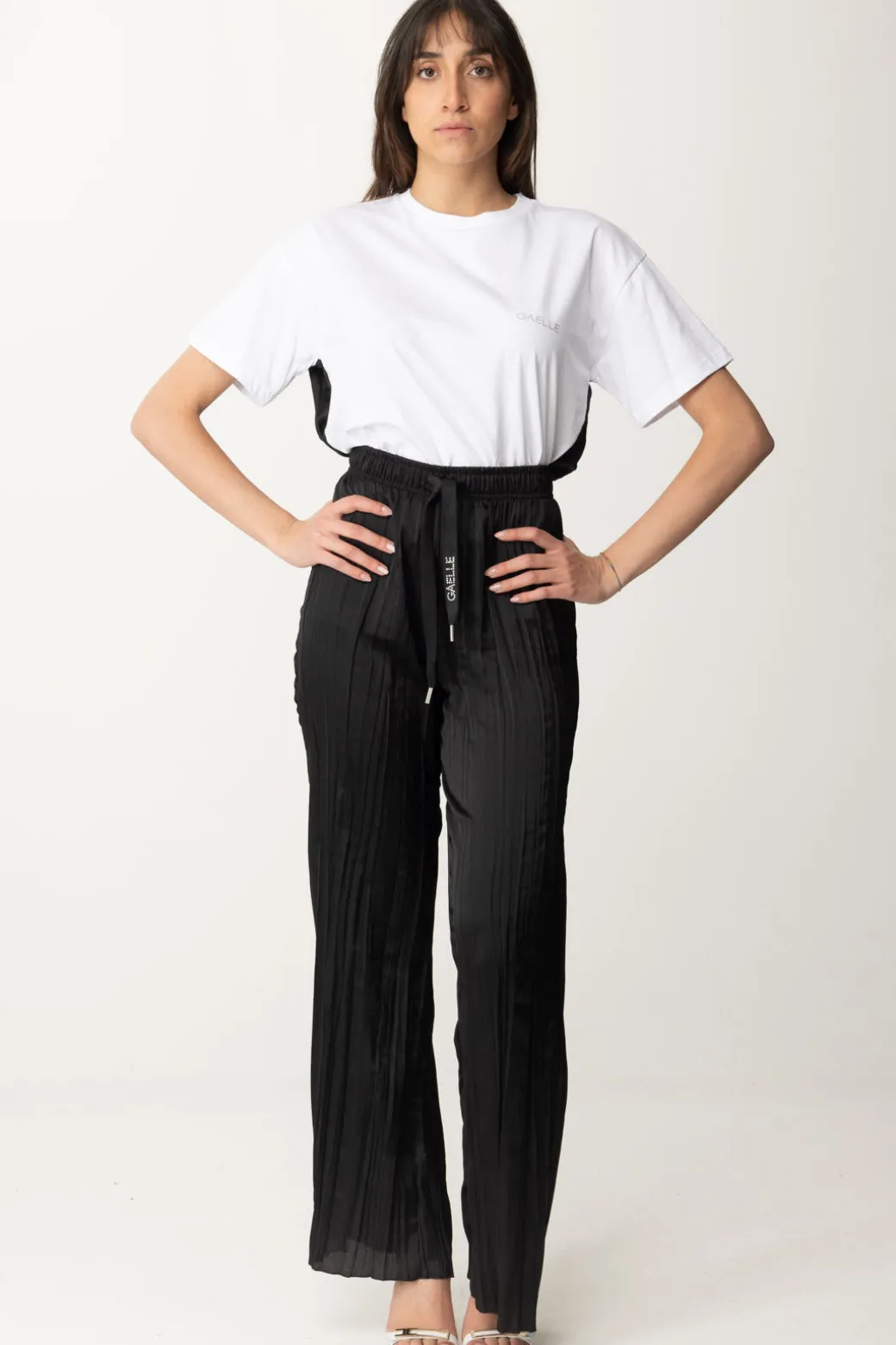 Donna Gaëlle Paris T-shirt con Mini Logo Di Strass