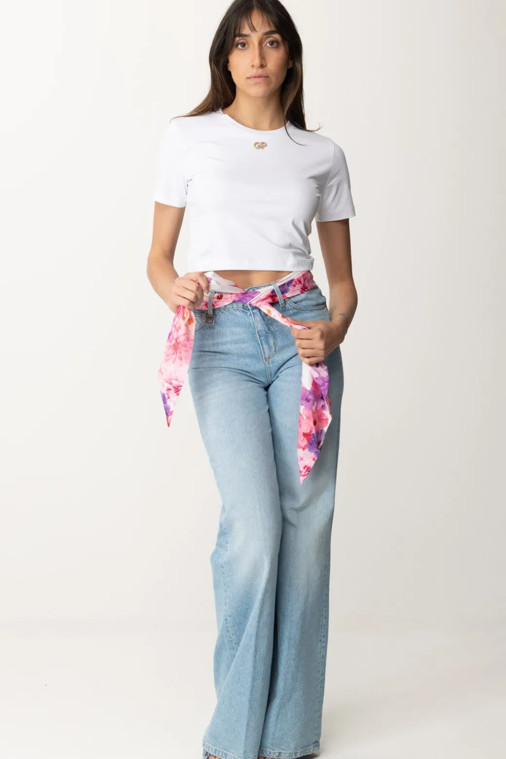Donna Gaëlle Paris T-shirt Cropped con Mini Logo