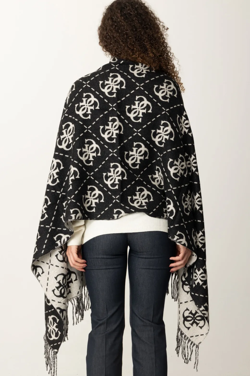 Donna Guess Sciarpa con Stampa Logo e Frange Decorative