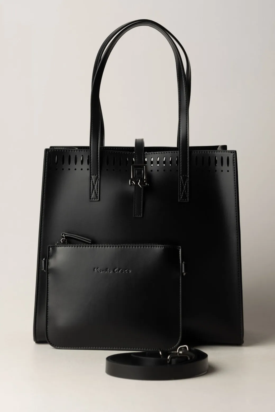 Donna Manila Grace Borsa Felicia Media