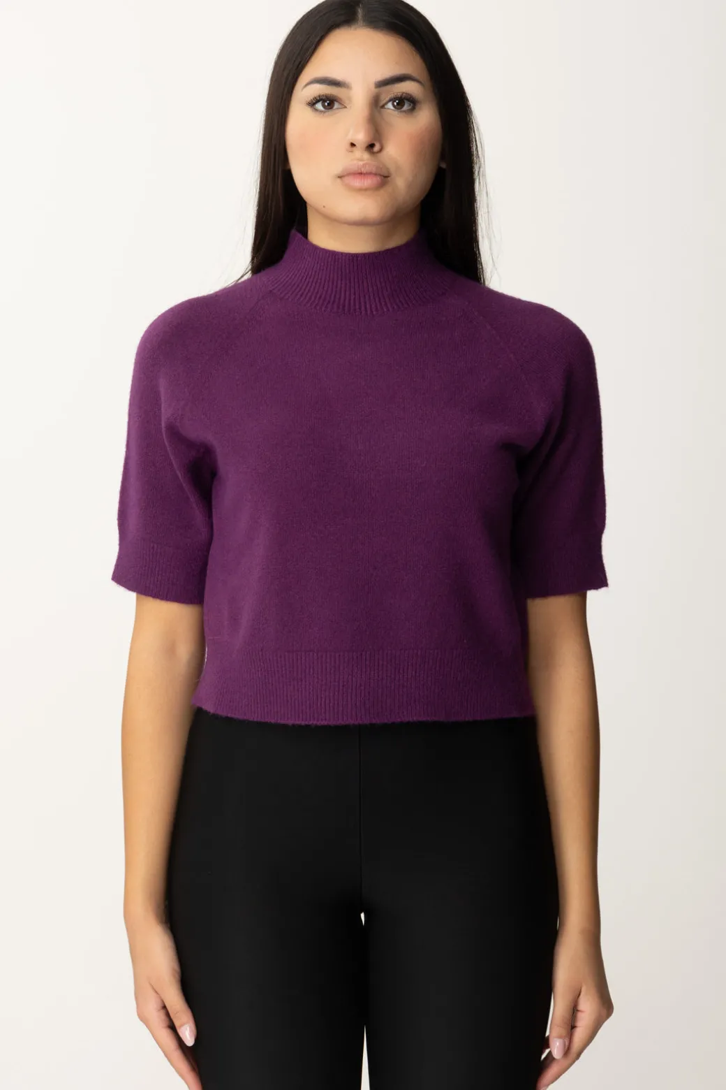 Donna Manila Grace Maglia Collo Alto Crop con Manica Corta
