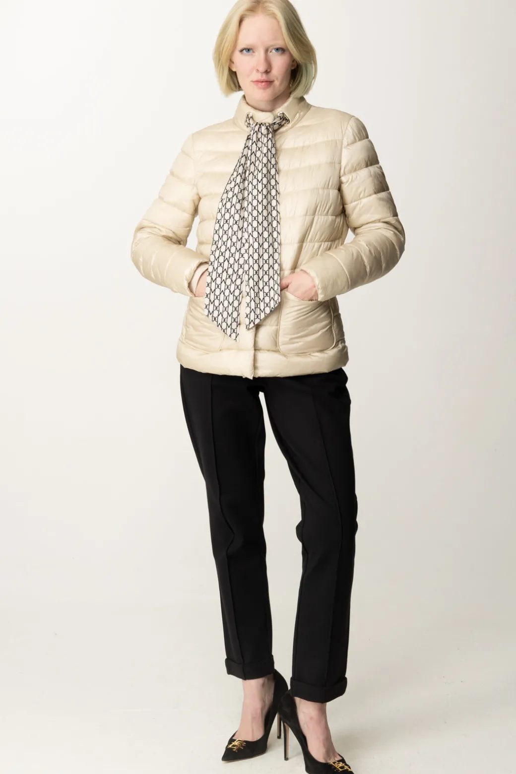 Donna Marciano By Guess Piumino Corto Avery con Foulard