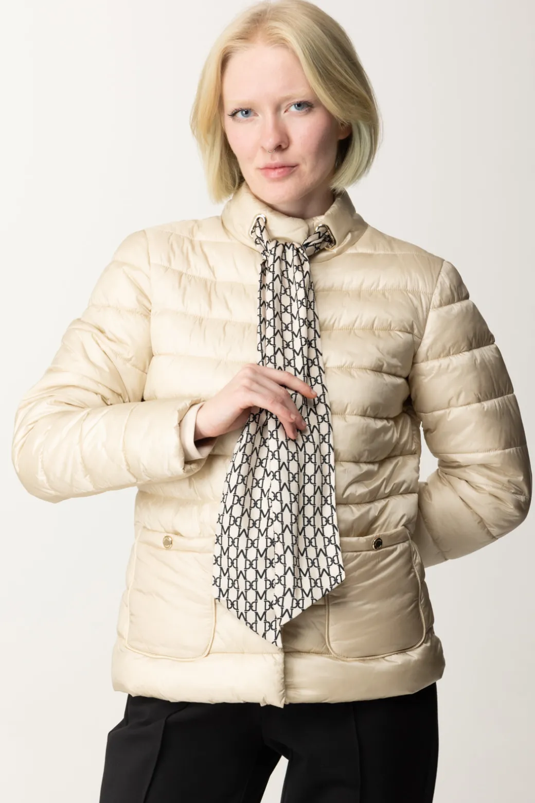 Donna Marciano By Guess Piumino Corto Avery con Foulard