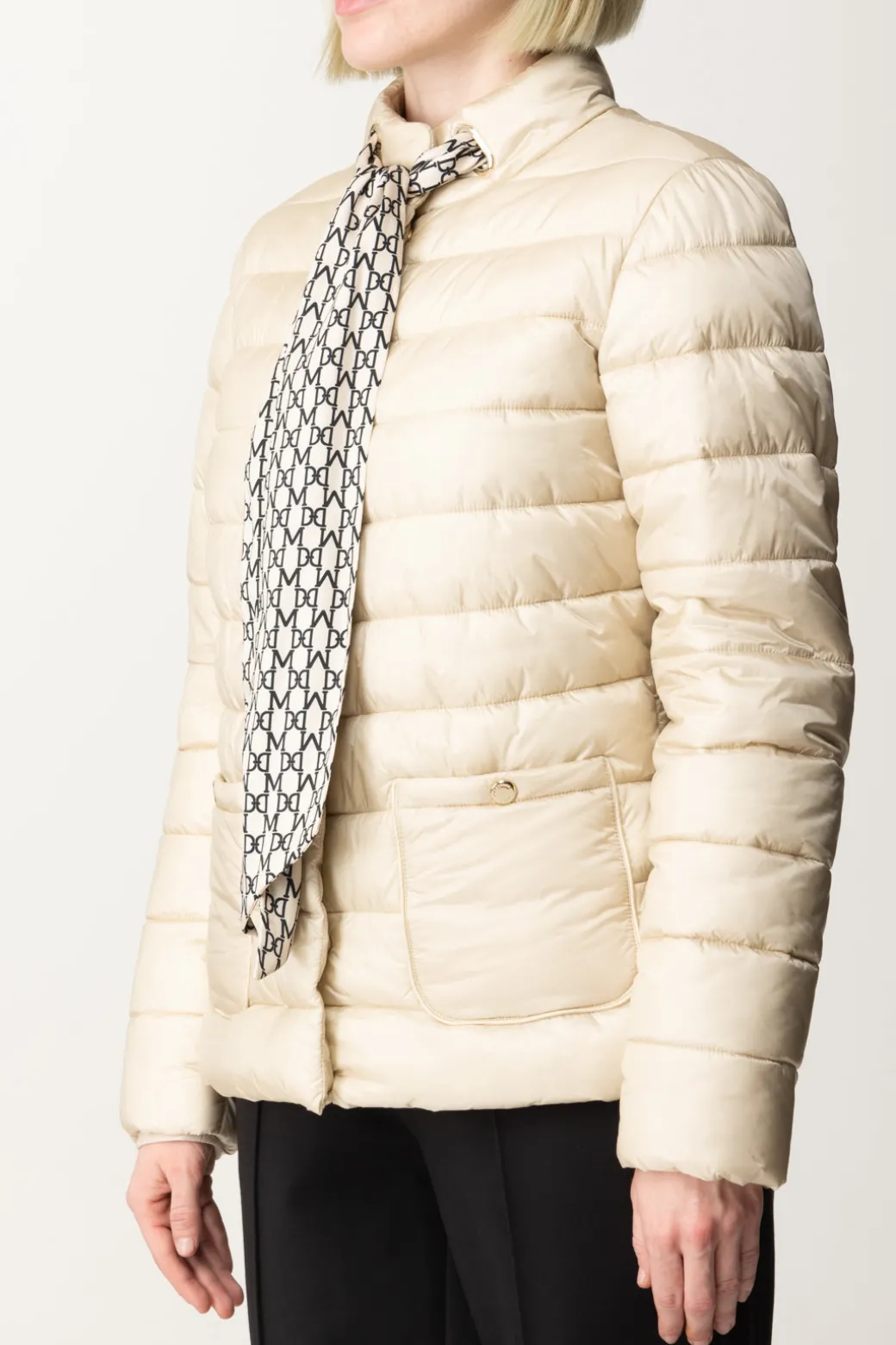 Donna Marciano By Guess Piumino Corto Avery con Foulard