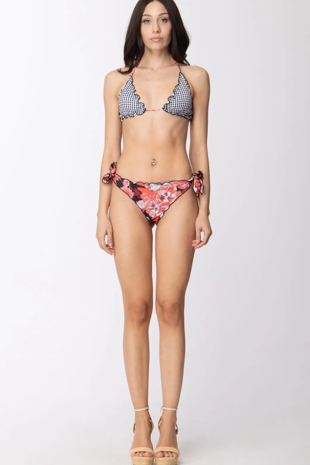 Donna Me Fui Bikini Triangolo Orli Arricciati e Doppia