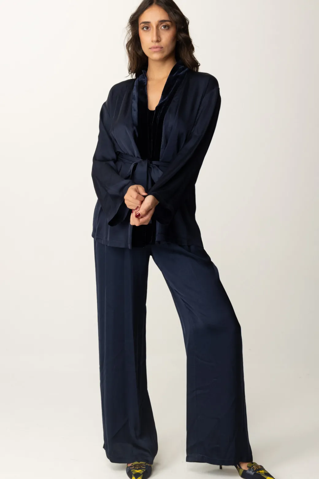 Donna Meme Road Kimono In Satin
