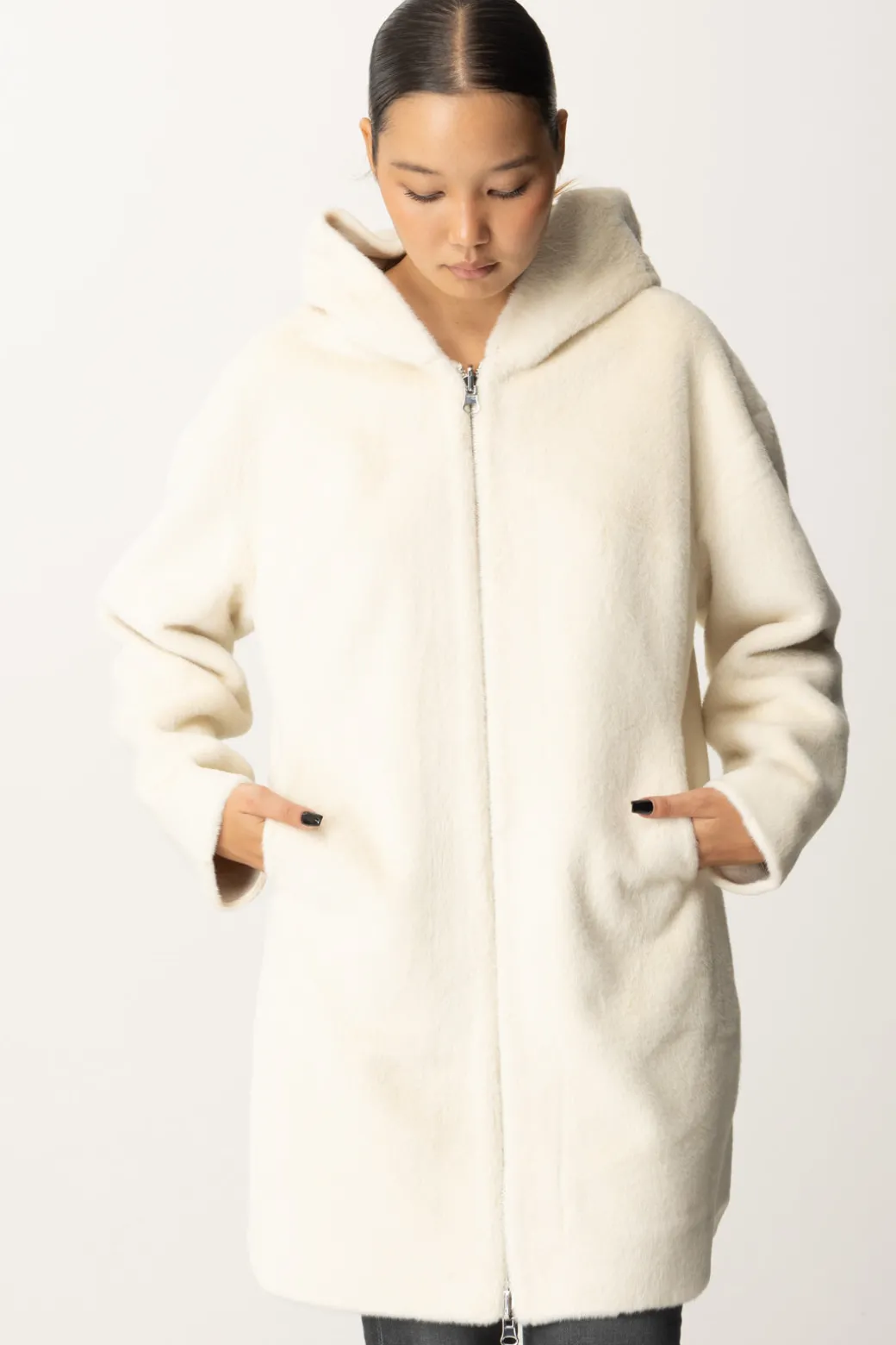 Donna Montereggi Giaccone con Zip