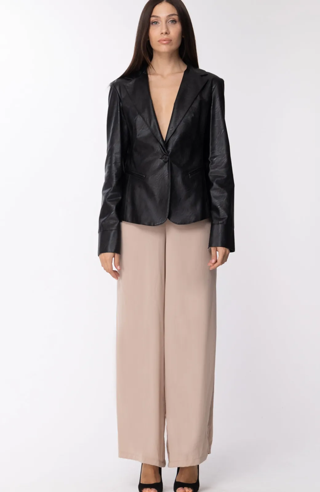Donna Motel Pantalone a Palazzo Piiping Laterale