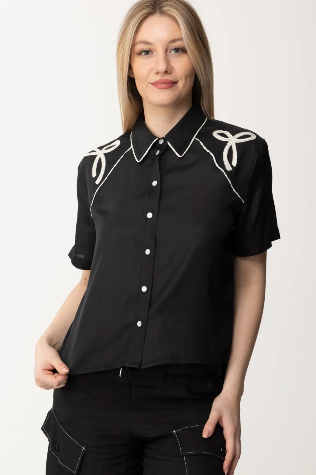 Donna Pinko Camicia In Satin con Ricamo