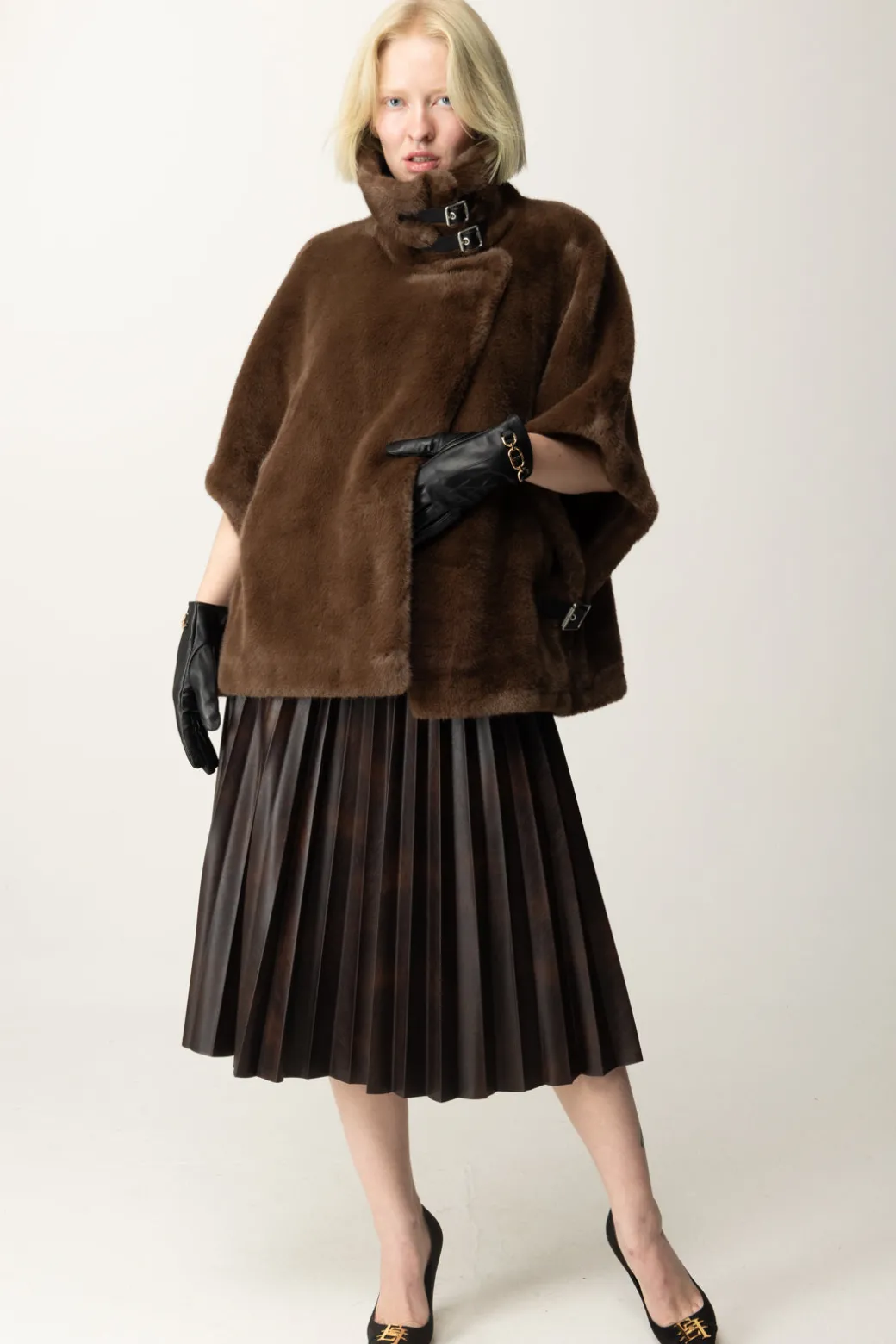 Donna Pinko Cappottino a Cappa Similpelliccia Visone