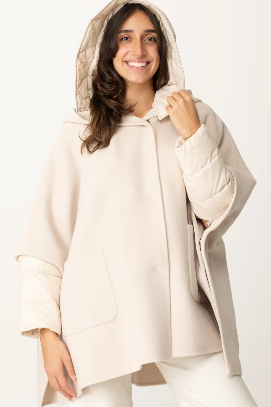 Donna Pinko Cappotto Poncho Medaglia con Dettagli Zip