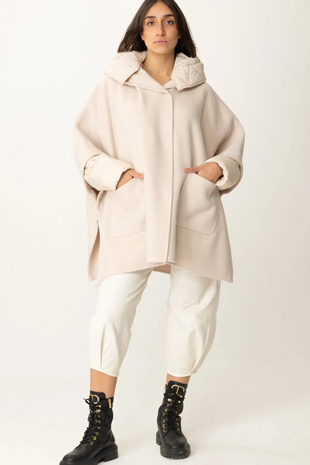 Donna Pinko Cappotto Poncho Medaglia con Dettagli Zip