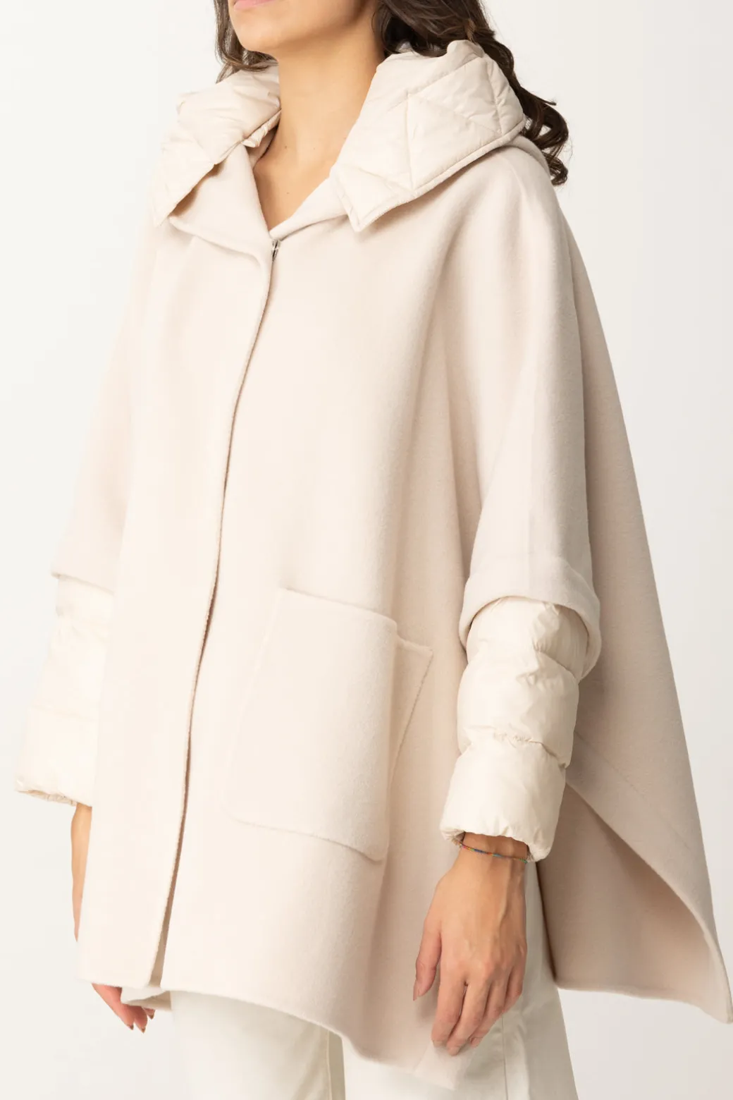 Donna Pinko Cappotto Poncho Medaglia con Dettagli Zip