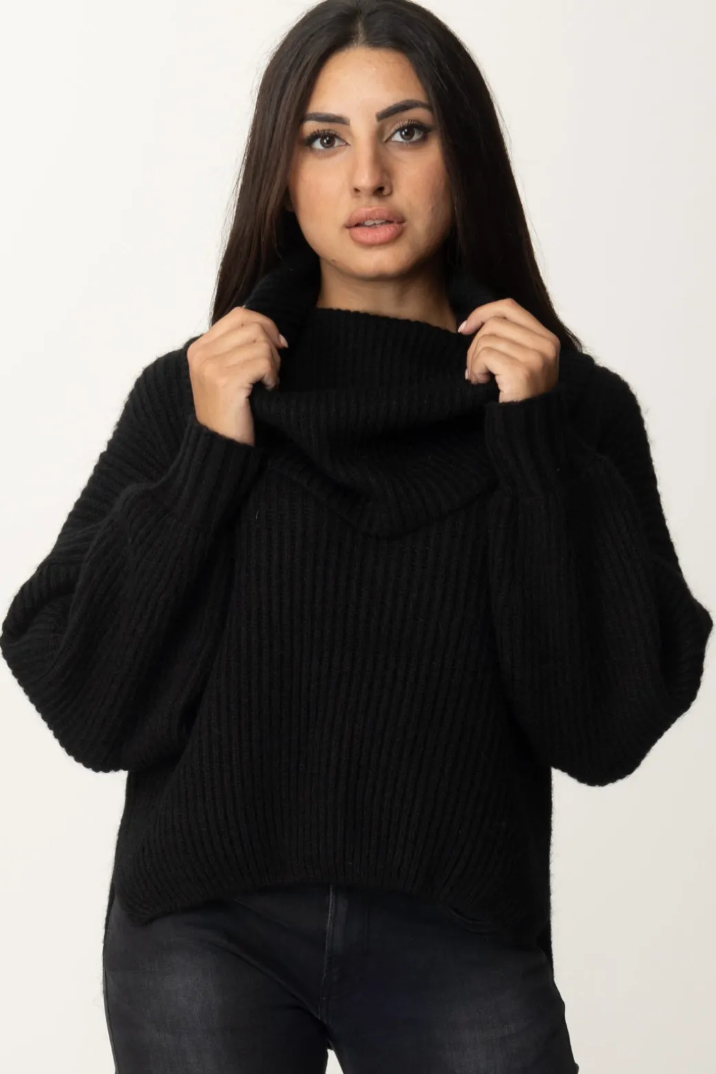 Donna Pinko Maglione Collo Ampio con Etichetta Logo