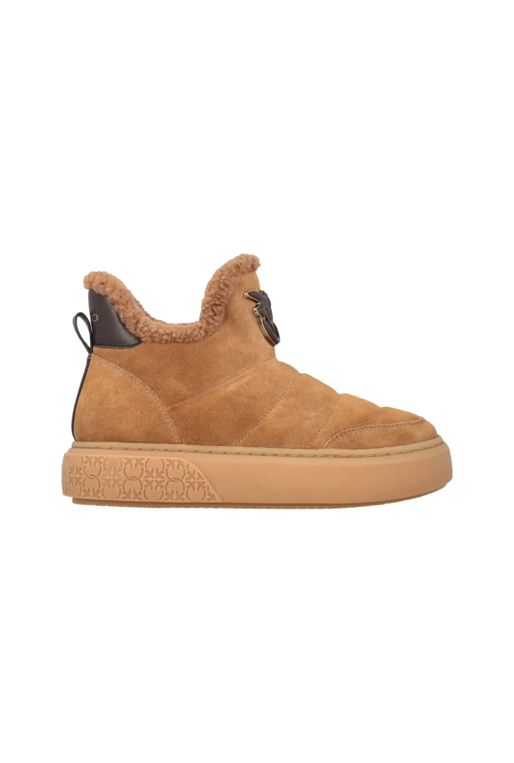 Donna Pinko Tronchetti con Pelliccia e Logo