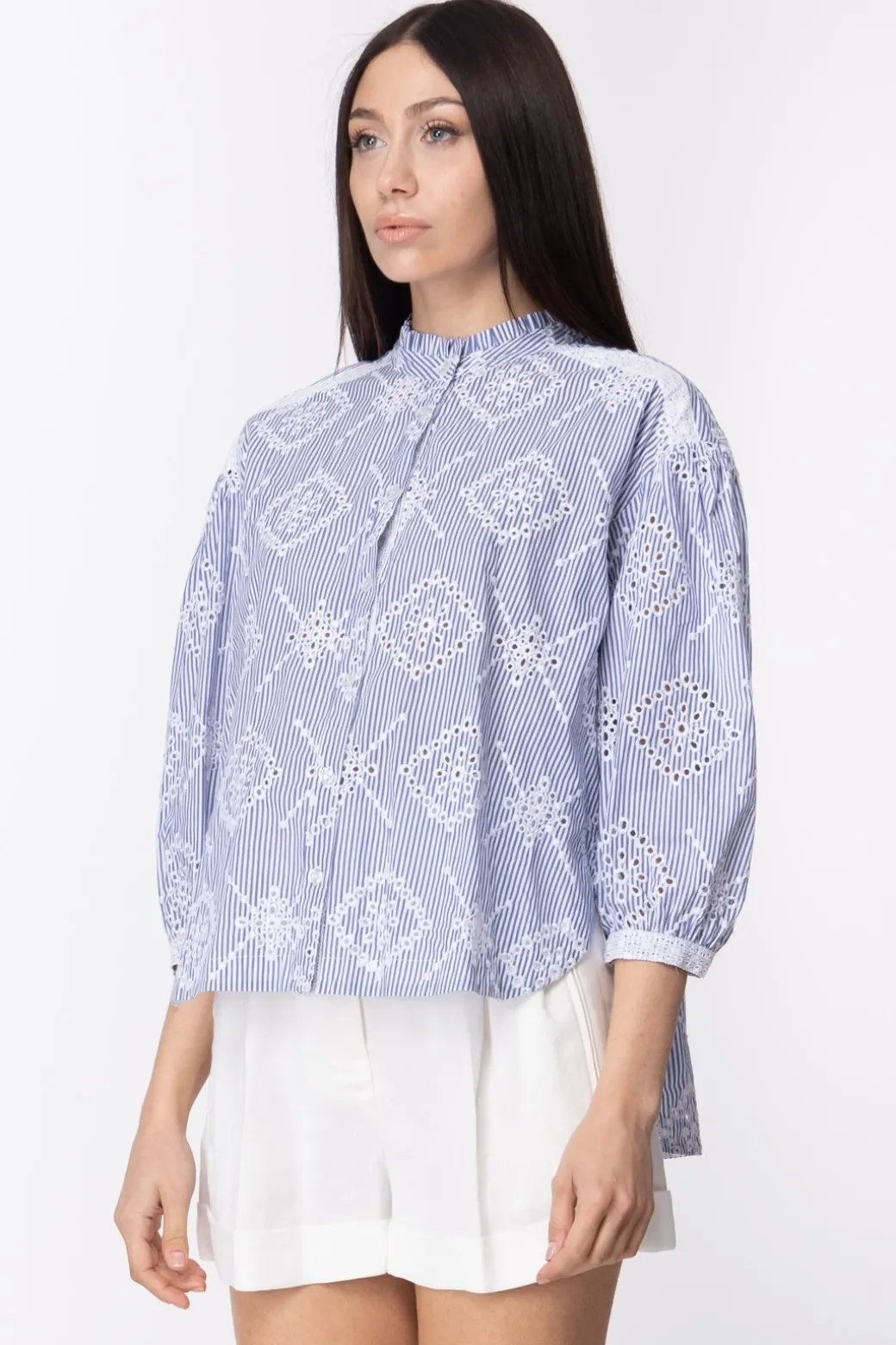 Donna Twin-set Camicia Ampia e Asimmetrica In Sangallo