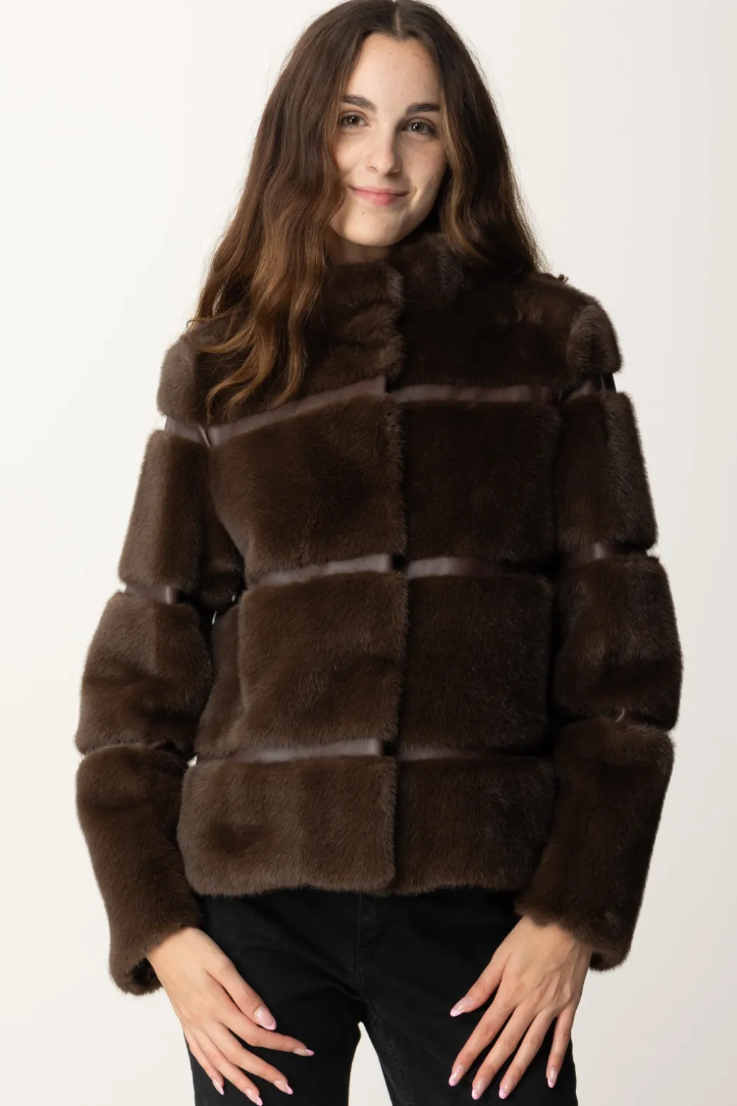 Donna Twin-set Cappotto Corto In Faux Fur con Intarsi