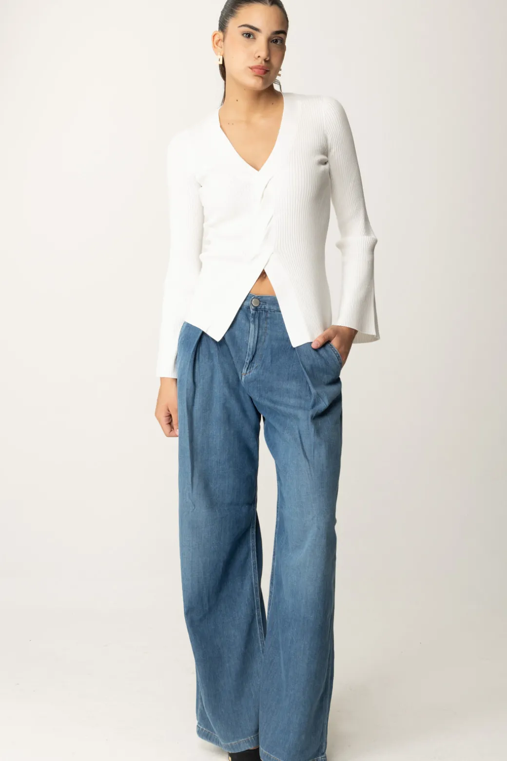 Donna Twin-set Maglia a Costine con Incrocio Frontale