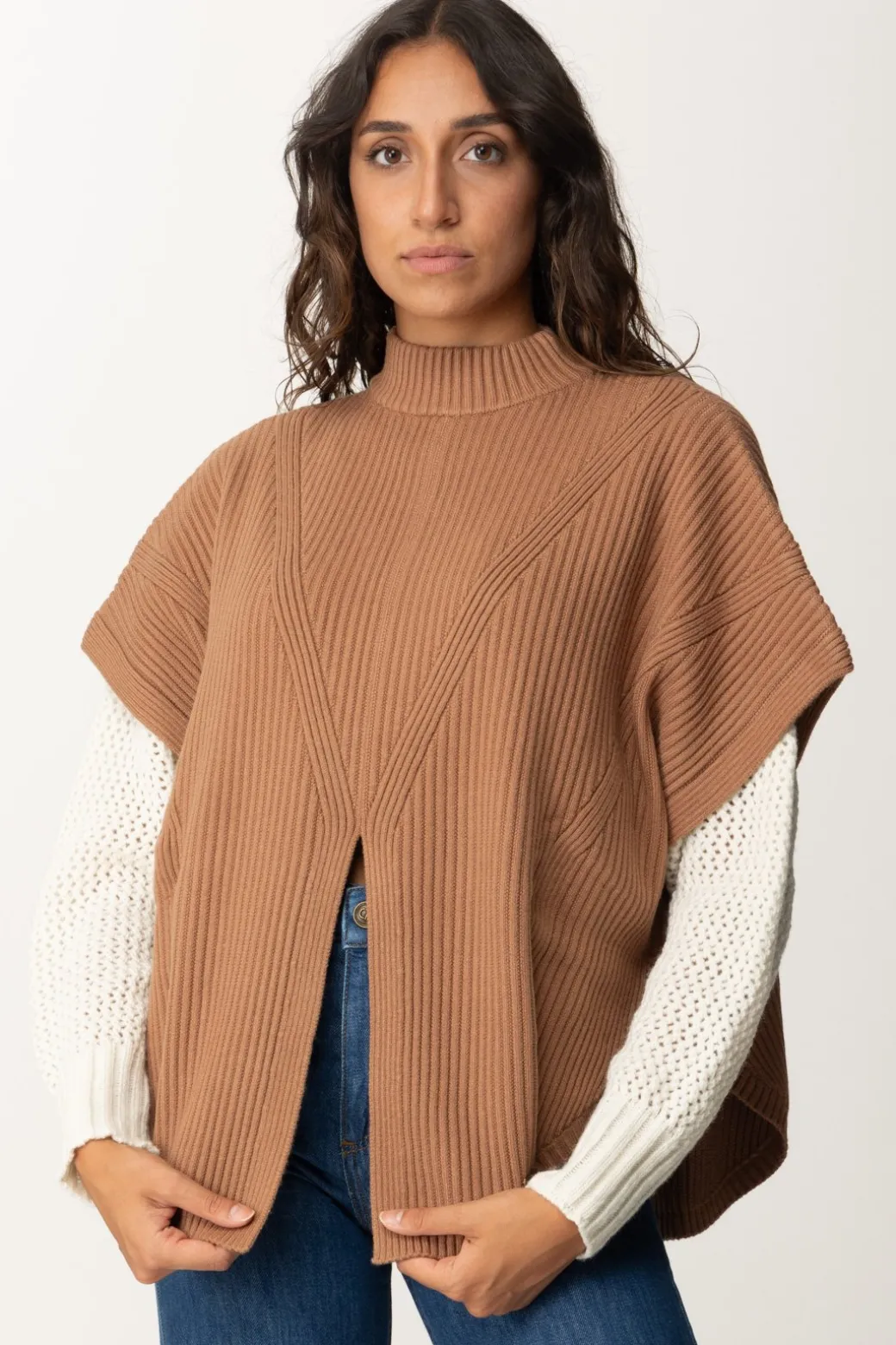 Donna Twin-set Maglia a Poncho con Spacchi