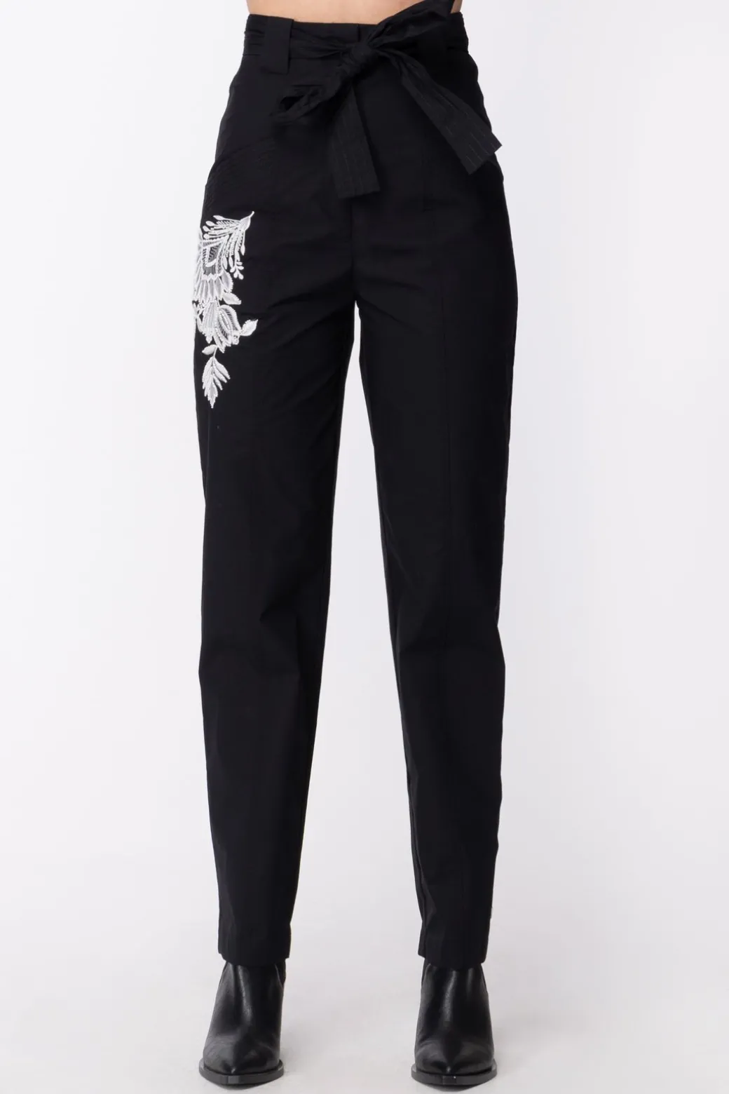 Donna Twin-set Pantaloni con Ricamo Fiore e Fusciacca